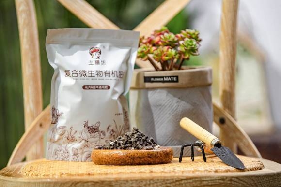 微生物有機(jī)肥可以直接施撒嗎，微生物有機(jī)肥的使用方法